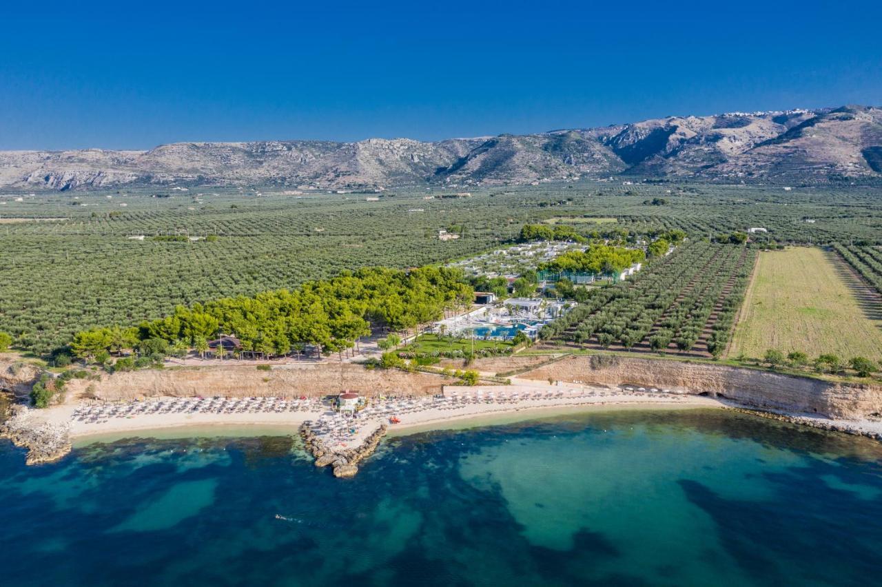 Villaggio Baia Del Monaco Manfredonia Exterior foto